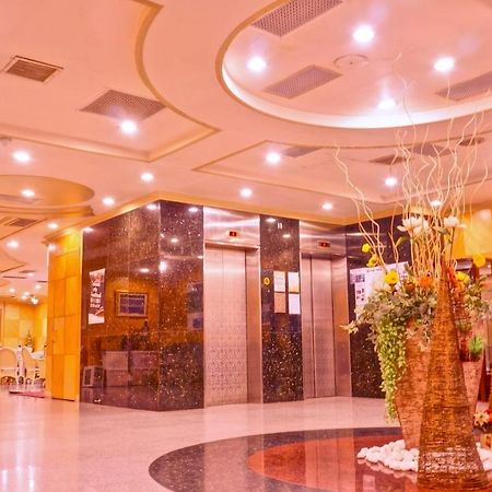 Hwa Du Hotel Tainan Bagian luar foto